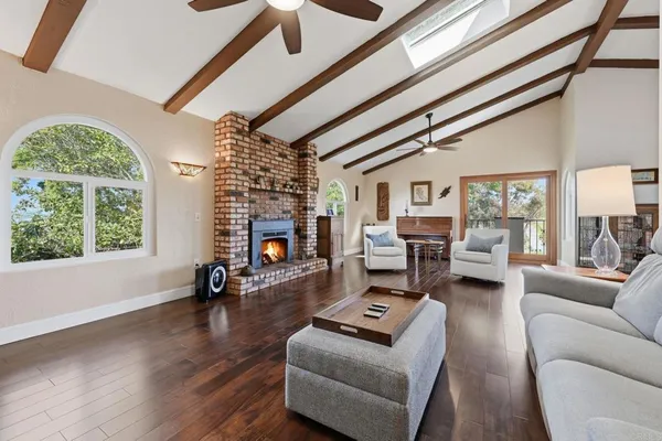 $1,150,000 | 2909 Harris Drive, Vista, CA 92084