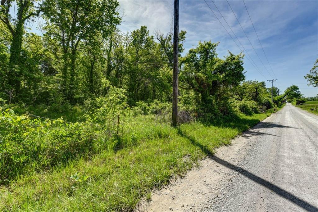 8667 Markham Road Richmond, MO 64085 - Photo 21 of 34