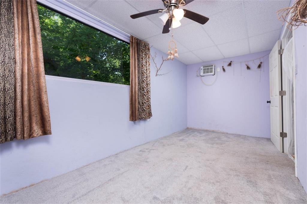 8667 Markham Road Richmond, MO 64085 - Photo 9 of 34