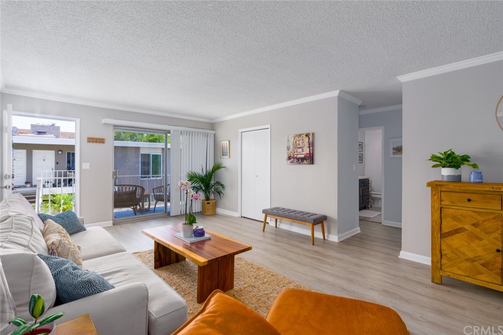 1256 Rutland Road, Unit 4 Newport Beach, CA 92660 - Photo 1 of 1 Gallery Image 1