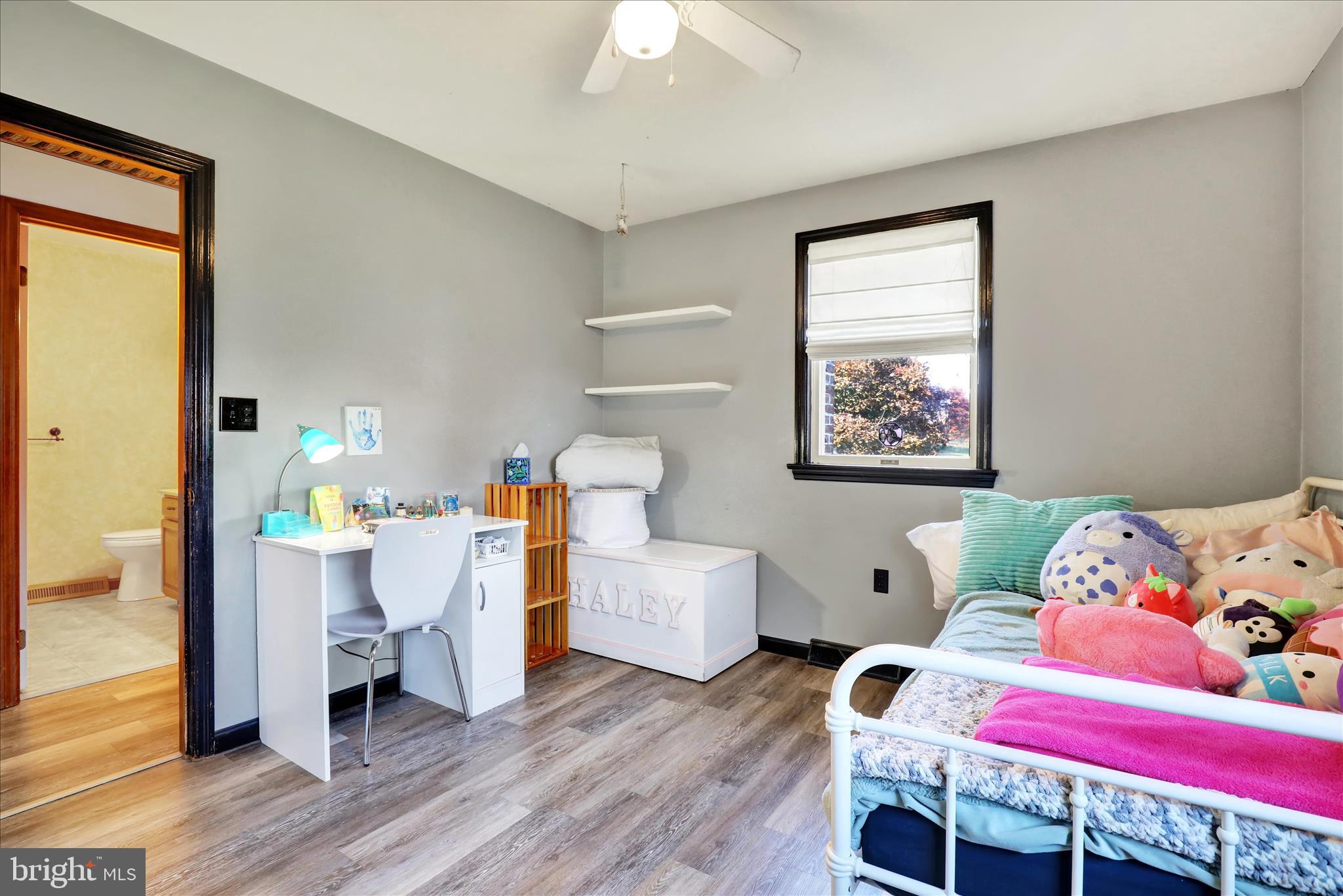 280 Snavely Mill Road Lititz, PA 17543 - Photo 27 of 45 a living room with furniture and a window