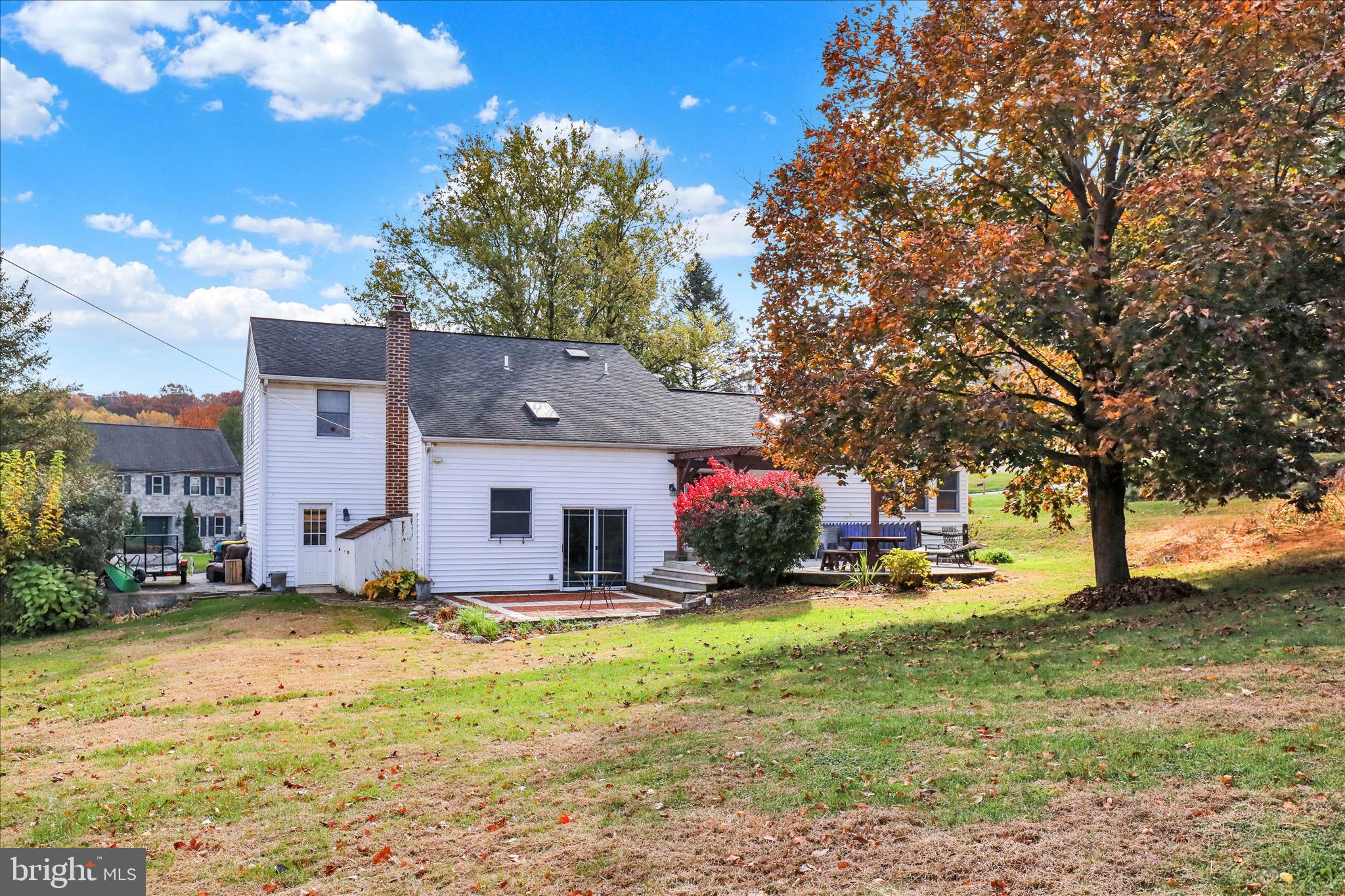 280 Snavely Mill Road Lititz, PA 17543 - Photo 42 of 45 a view of a house with a big yard and large tree