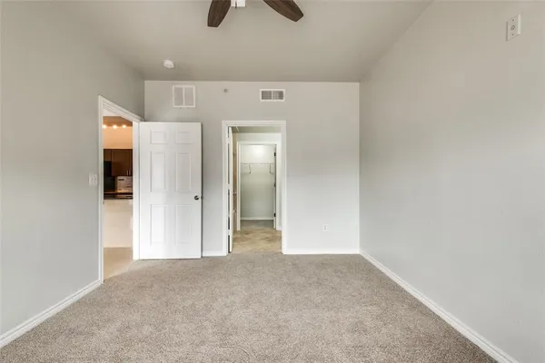 $1,925 | 3102 Kings Road, Unit 3303, Dallas, TX 75219