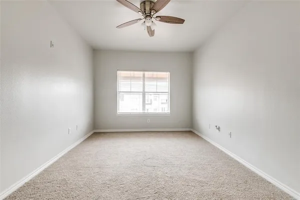 $1,925 | 3102 Kings Road, Unit 3303, Dallas, TX 75219