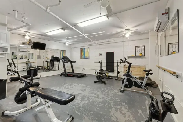 $1,925 | 3102 Kings Road, Unit 3303, Dallas, TX 75219