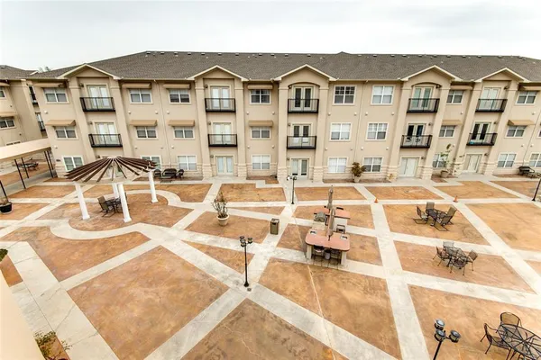 $1,925 | 3102 Kings Road, Unit 3303, Dallas, TX 75219