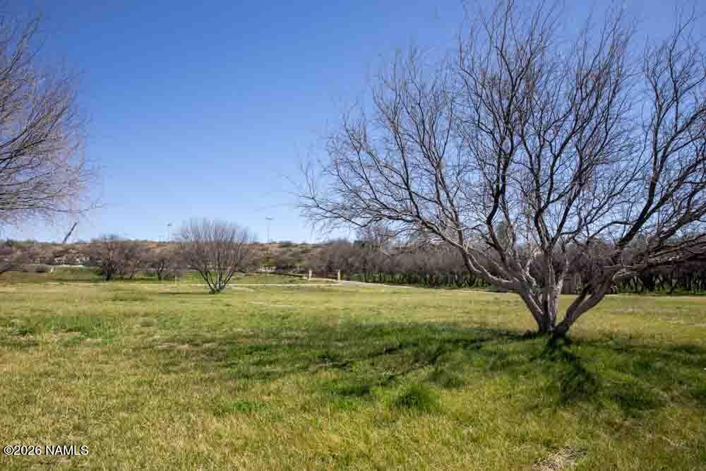 1097 Amber Way Camp Verde, AZ 86322 - Photo 7 of 22 a view of an outdoor space and a yard