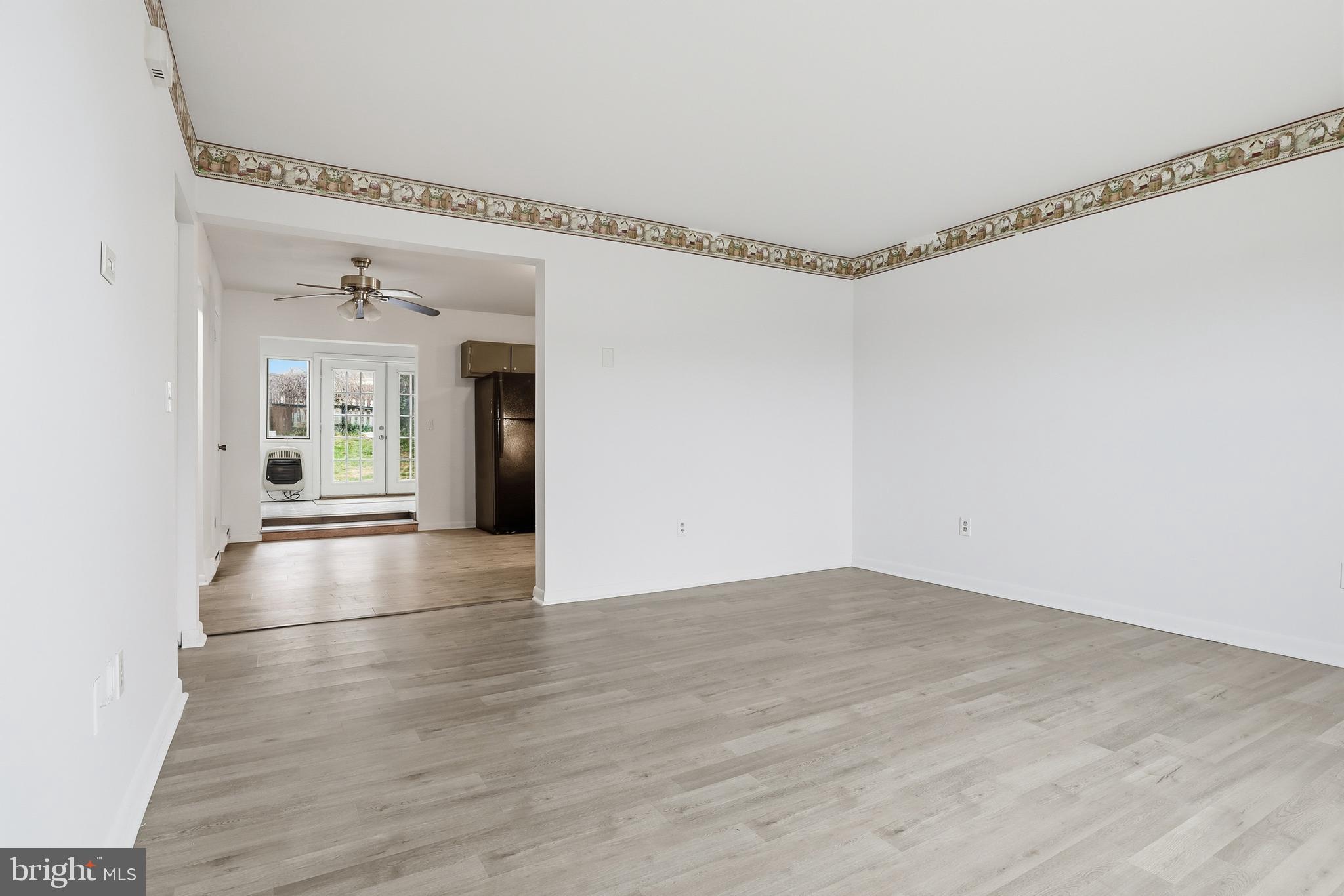 3104 Galaxy Road Dover, PA 17315 - Photo 4 of 29 Living Room