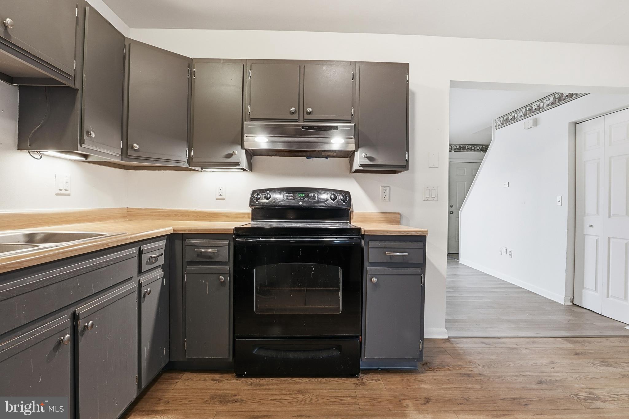 3104 Galaxy Road Dover, PA 17315 - Photo 9 of 29 Kitchen