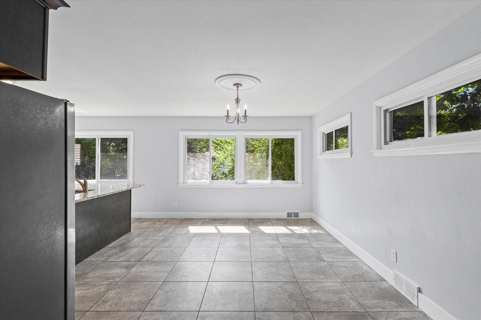 507 Manchester Road Normal, IL 61761 - Photo 11 of 34