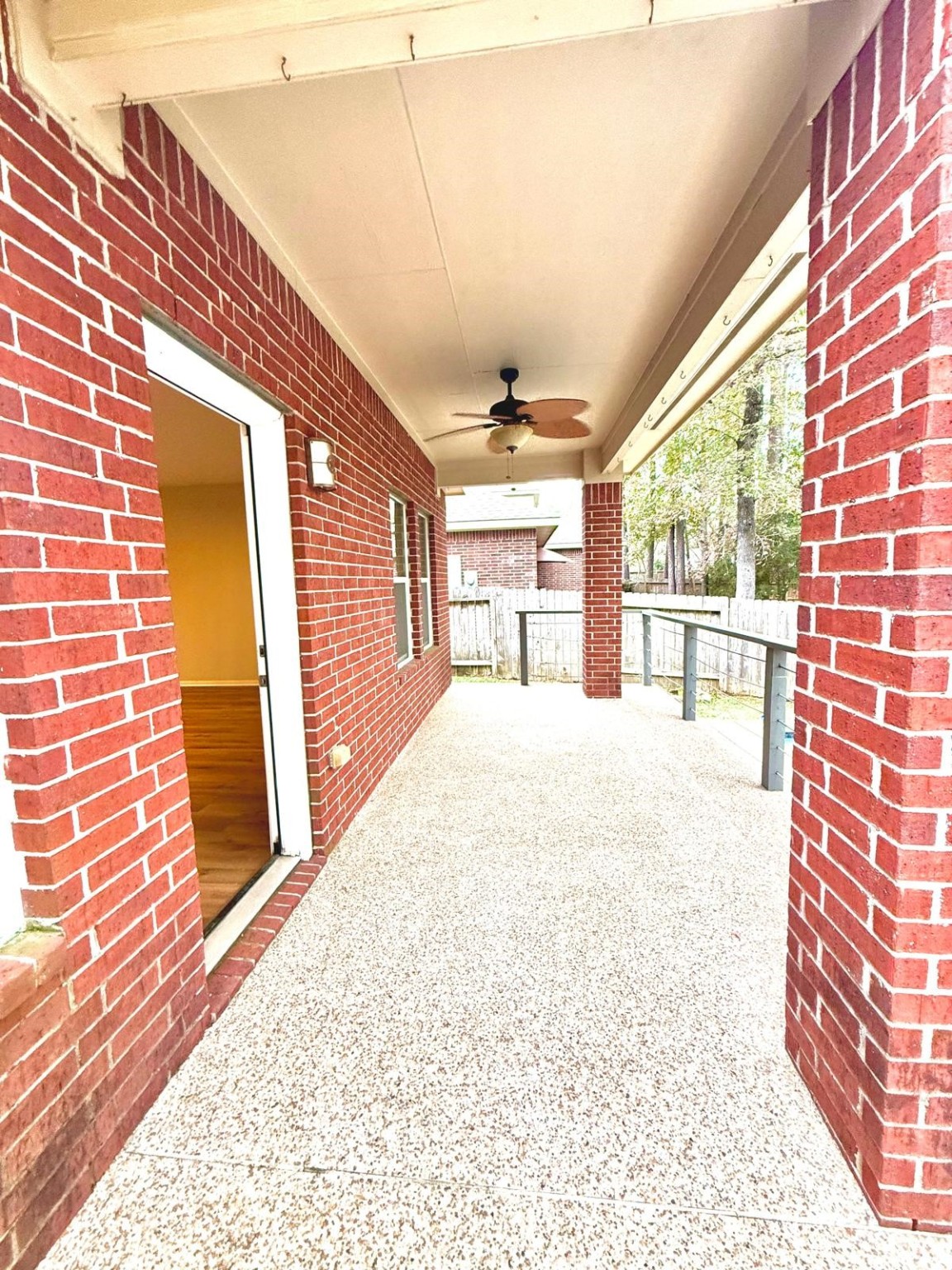 107 West Spindle Tree Circle The Woodlands, TX 77382 - Photo 15 of 17