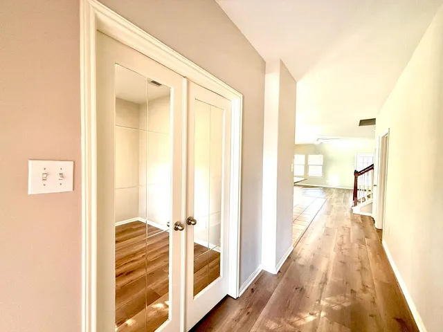 $3,100 | 107 West Spindle Tree Circle, The Woodlands, TX 77382