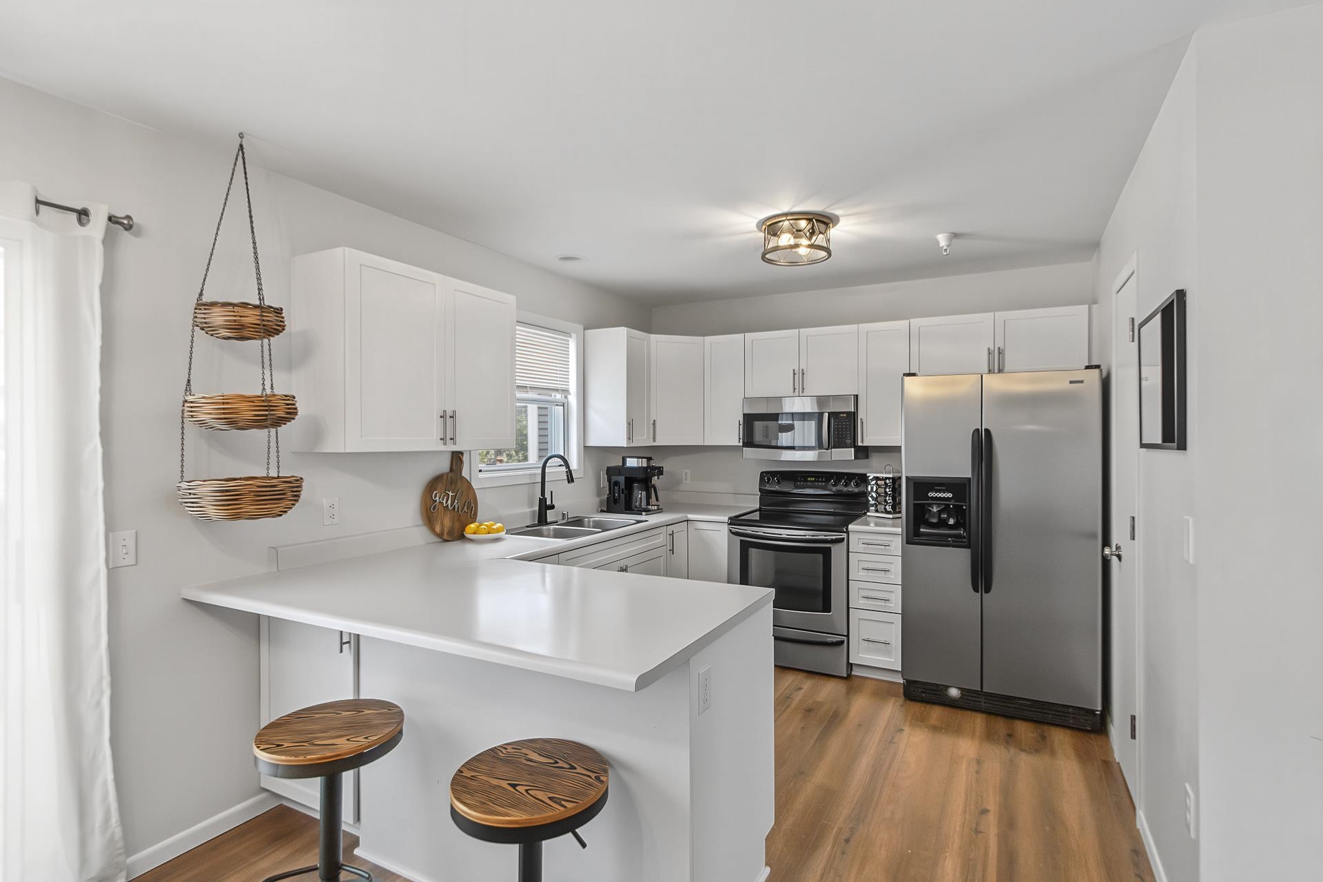 6649 Raymond Road, Unit 10 Madison, WI 53711 - Photo 14 of 39 Gallery Image 14