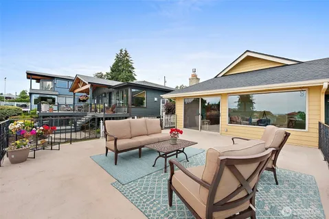 $975,000 | 4822 North Huson Street, Tacoma, WA 98407