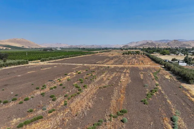 a view of an outdoor space with mountain view