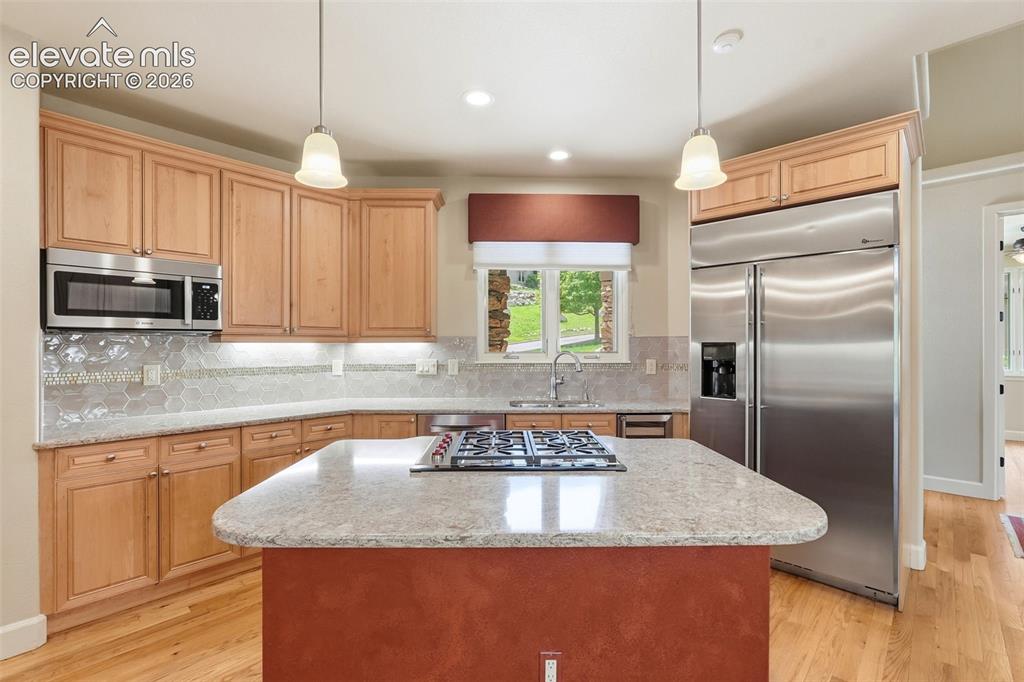996 Summer Spring View Colorado Springs, CO 80906 - Photo 13 of 50