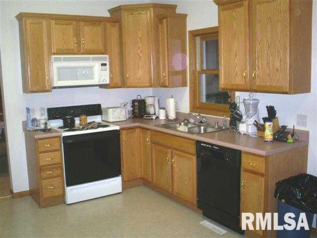 460 Rhonda Road New Liberty, IA 52765 - Photo 2 of 9 Gallery Image 2