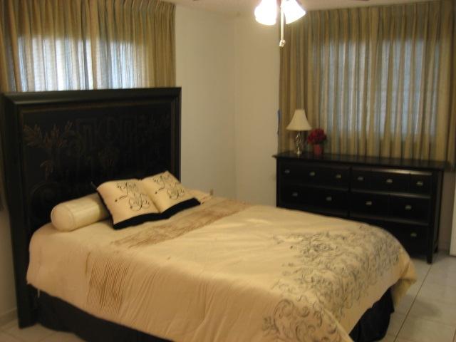 2006 Southwest Roma Way Boynton Beach, FL 33426 - Photo 11 of 16 IMG_4958