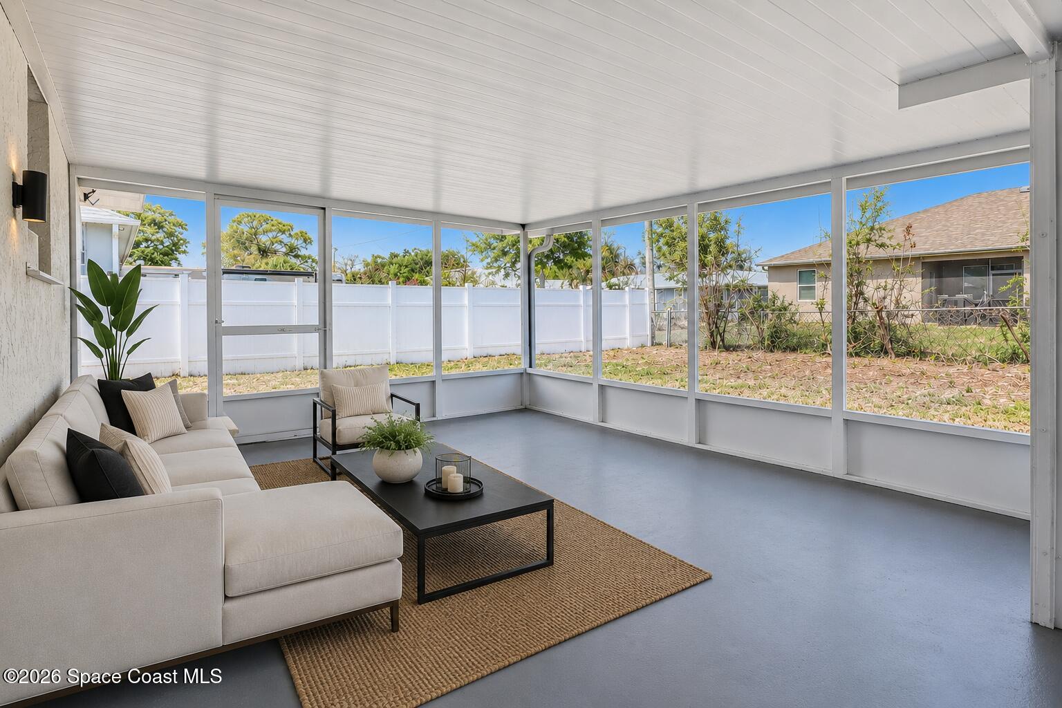 999 Castile Road Southeast Palm Bay, FL 32909 - Photo 31 of 45 Covered screen area