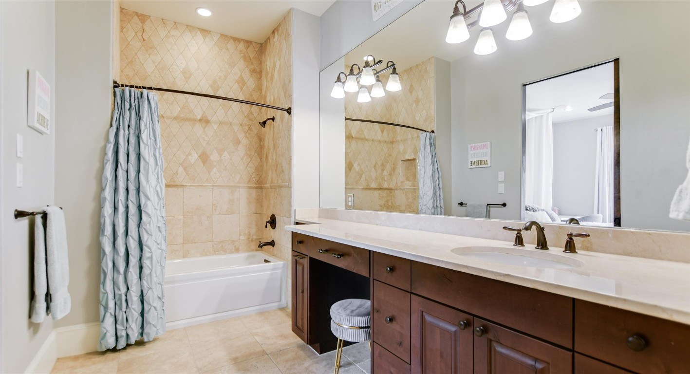 600 County Road 257 Liberty Hill, TX 78642 - Photo 16 of 30 Bathroom