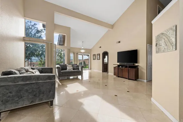 $1,140,000 | 2450 Sawgrass Street, El Cajon, CA 92019