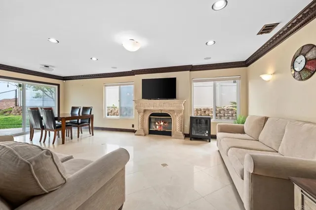 $1,140,000 | 2450 Sawgrass Street, El Cajon, CA 92019