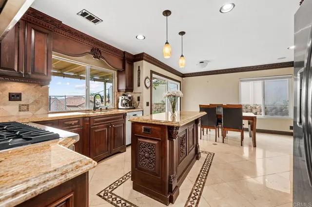 $1,140,000 | 2450 Sawgrass Street, El Cajon, CA 92019