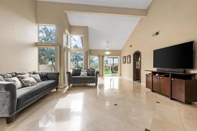 $1,140,000 | 2450 Sawgrass Street, El Cajon, CA 92019