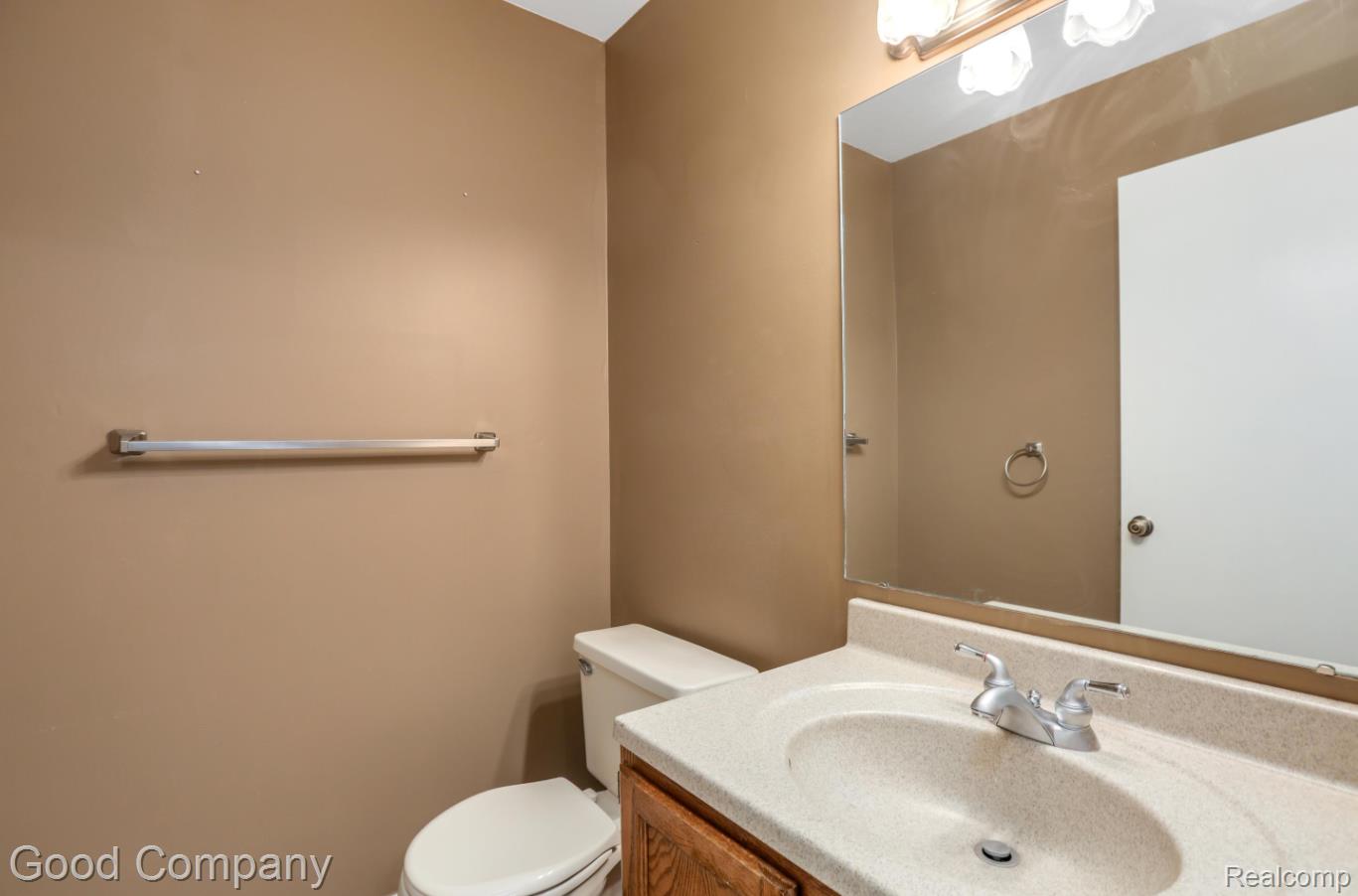 617 South Crooks Road Clawson, MI 48017 - Photo 13 of 28 Gallery Image 13