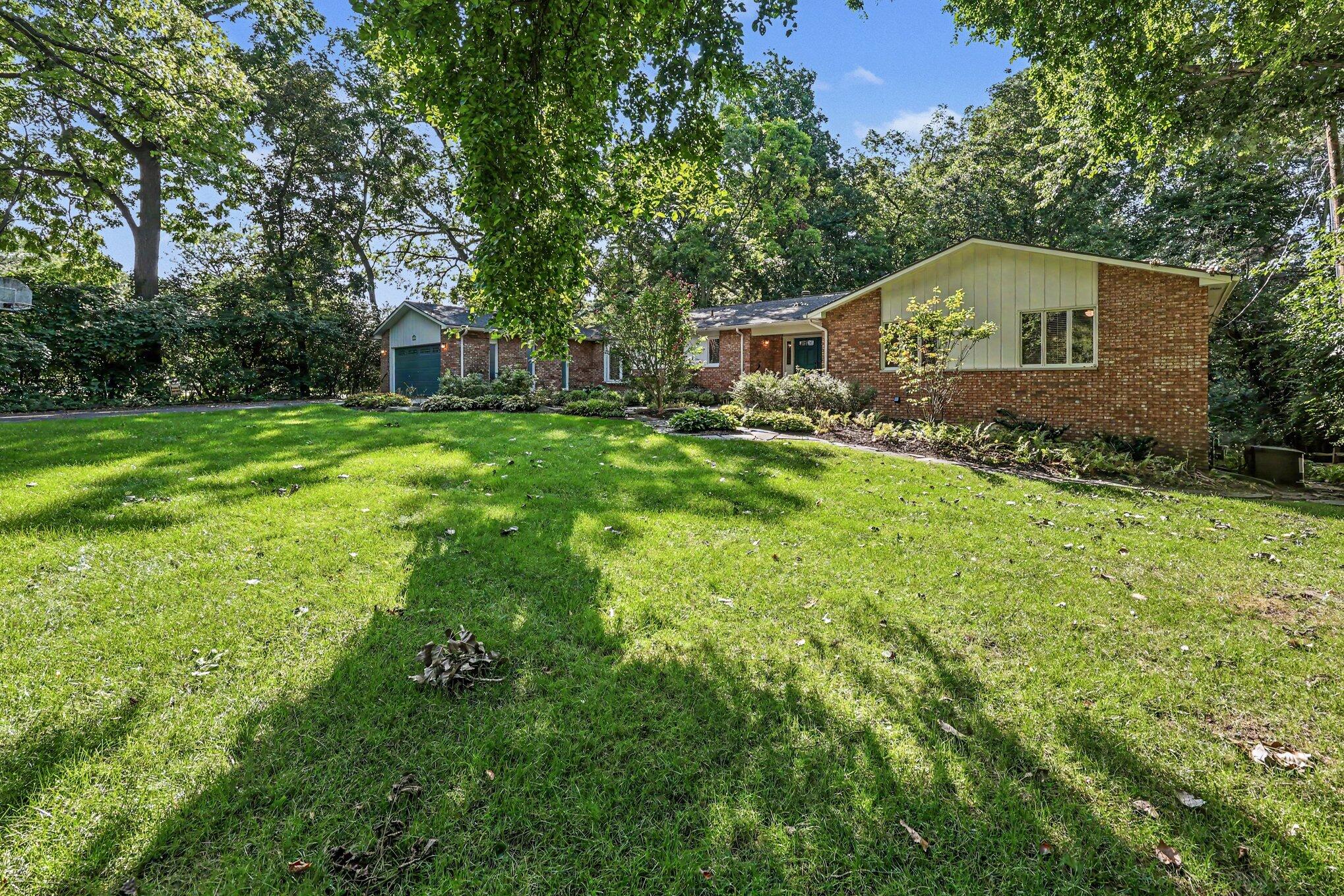 2514 Hawthorne Road Ann Arbor, MI 48104 - Photo 76 of 86 077_file_8015