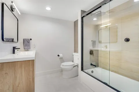 $774,999 | 8569 Casa Del Lago, Boca Raton, FL 33433