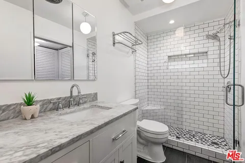 $625,000 | 2311 4th Street, Unit 311, Santa Monica, CA 90405