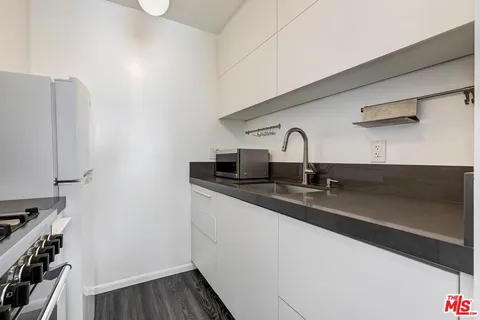 $625,000 | 2311 4th Street, Unit 311, Santa Monica, CA 90405