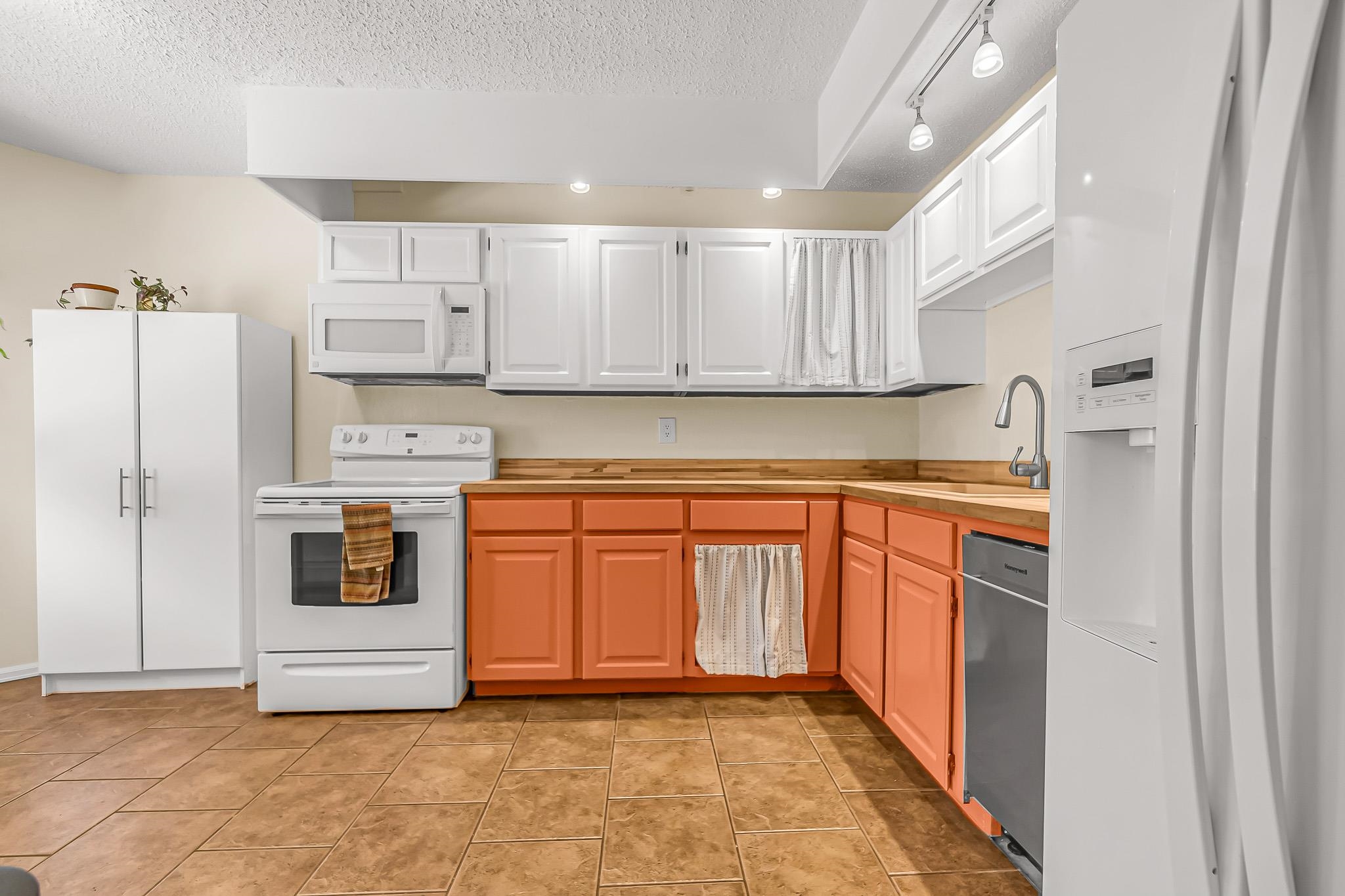 555-28 28 1/2 Road, Unit 2 Grand Junction, CO 81501 - Photo 4 of 23