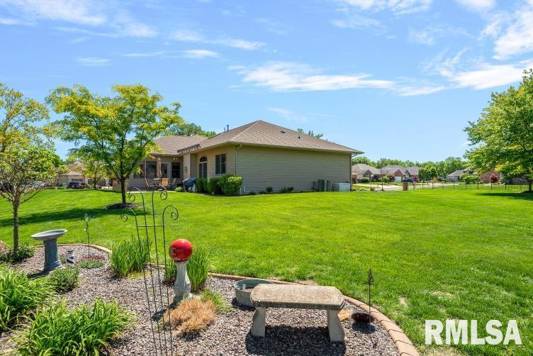 4377 Old Salem Lane Springfield, IL 62711 - Photo 5 of 46