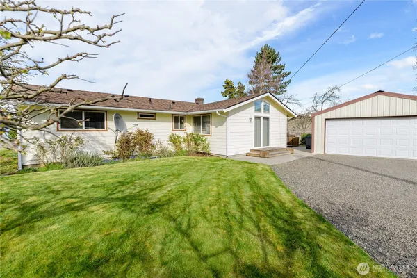 $449,000 | 343 West Hemlock Street, Sequim, WA 98382