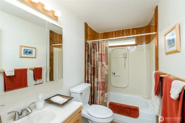 $449,000 | 343 West Hemlock Street, Sequim, WA 98382