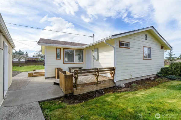 $449,000 | 343 West Hemlock Street, Sequim, WA 98382
