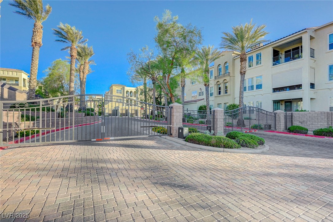 2555 Hampton Road, Unit 5104 Henderson, NV 89052 - Photo 2 of 87