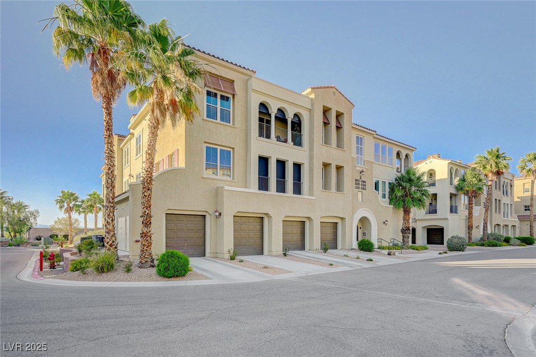 2555 Hampton Road, Unit 5104 Henderson, NV 89052 - Photo 4 of 87
