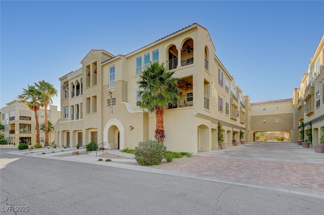 2555 Hampton Road, Unit 5104 Henderson, NV 89052 - Photo 5 of 87