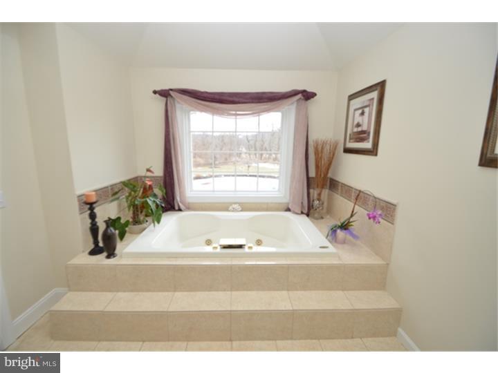 6340 Tollgate Road Zionsville, PA 18092 - Photo 16 of 24 Gallery Image 16