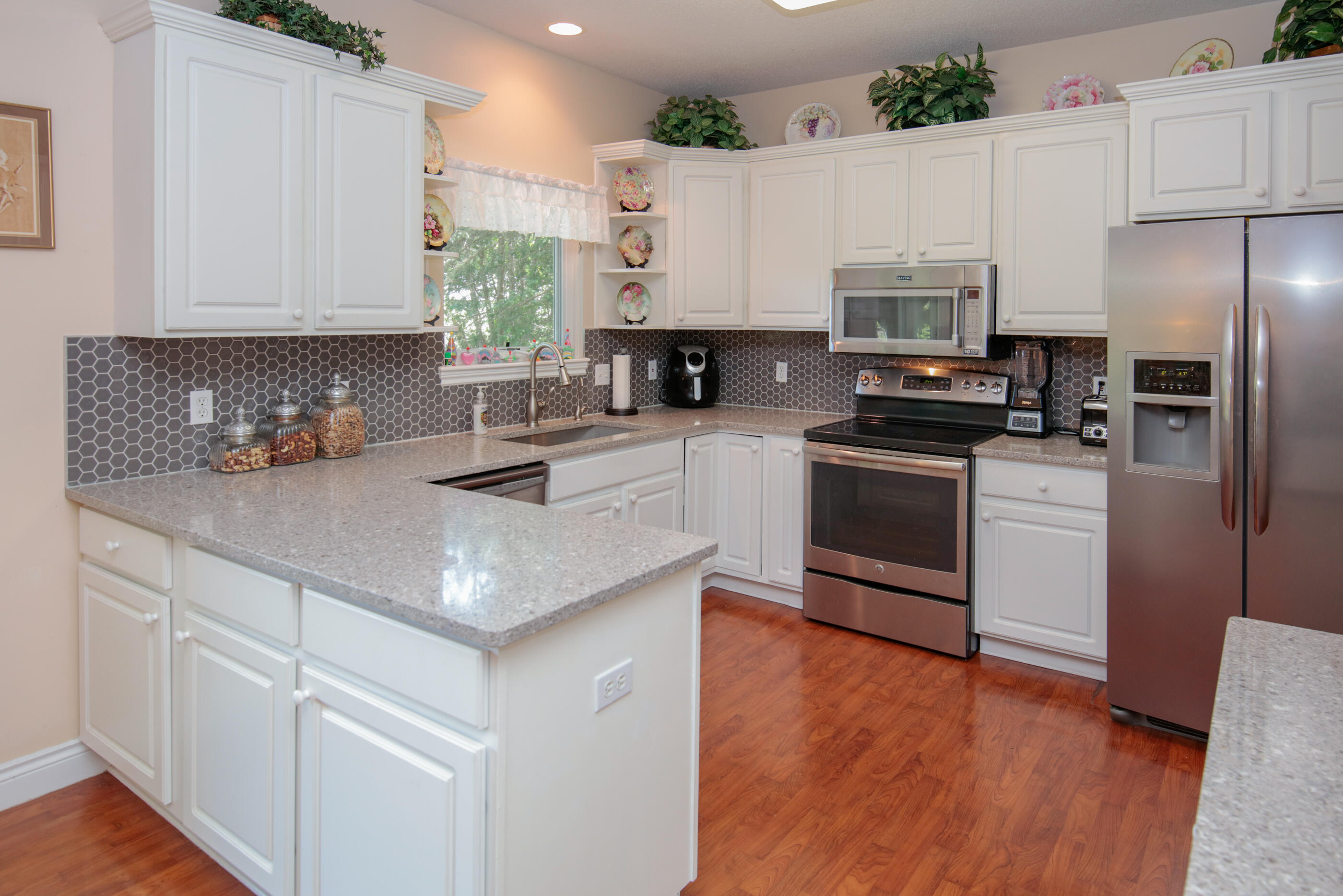 6441 Angling Road Portage, MI 49024 - Photo 8 of 30 6441 Angling Rd-108