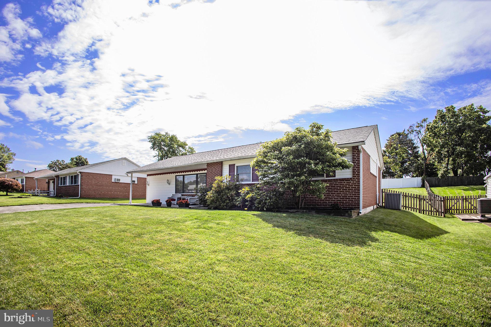 208 Bryans Road Norristown, PA 19401 - Photo 4 of 31 Gallery Image 4