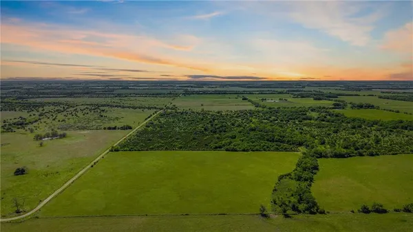 $205,000 | 0 Cr 2900 N/a Elk City Ks 67344 N/a, Elk City, KS 67344