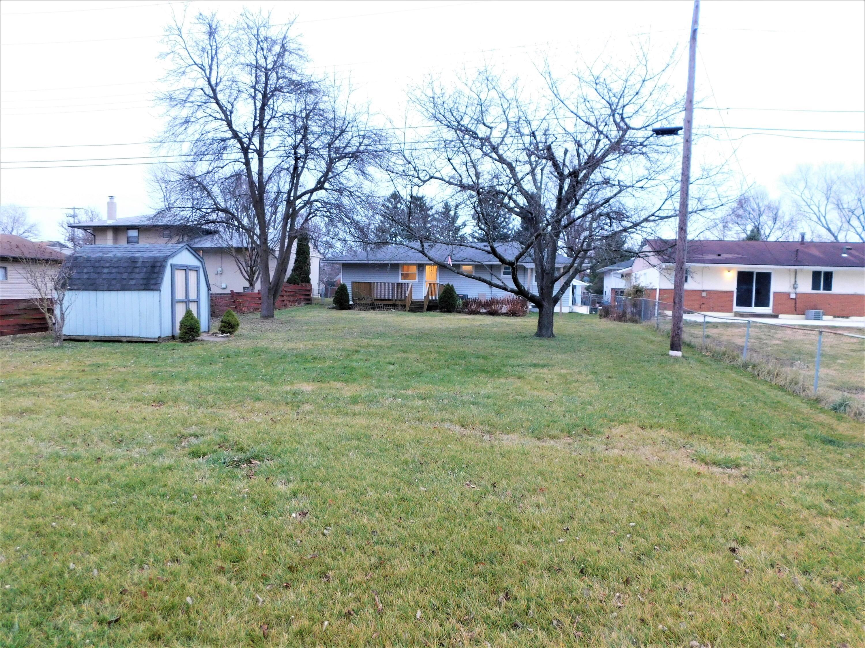 1474 Fullen Road Columbus, OH 43229 - Photo 20 of 31 Back Yard