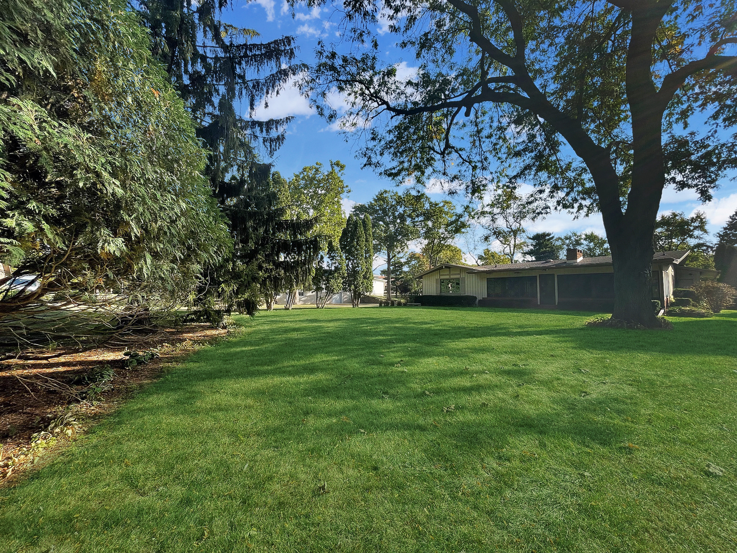 1318 Ridgefield Road Freeport, IL 61032 - Photo 4 of 46 Gallery Image 4