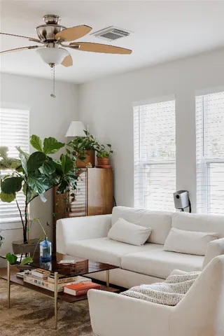 $699,000 | 827 Gullett Street, Austin, TX 78702