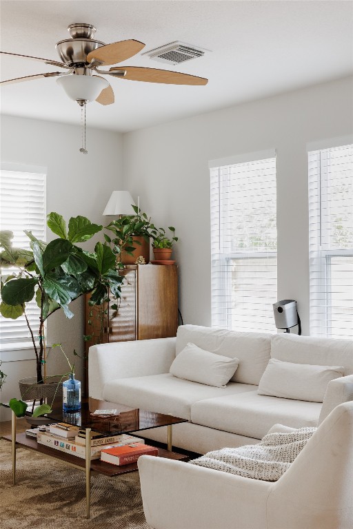 827 Gullett Street Austin, TX 78702 - Photo 4 of 40