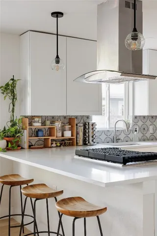 $699,000 | 827 Gullett Street, Austin, TX 78702